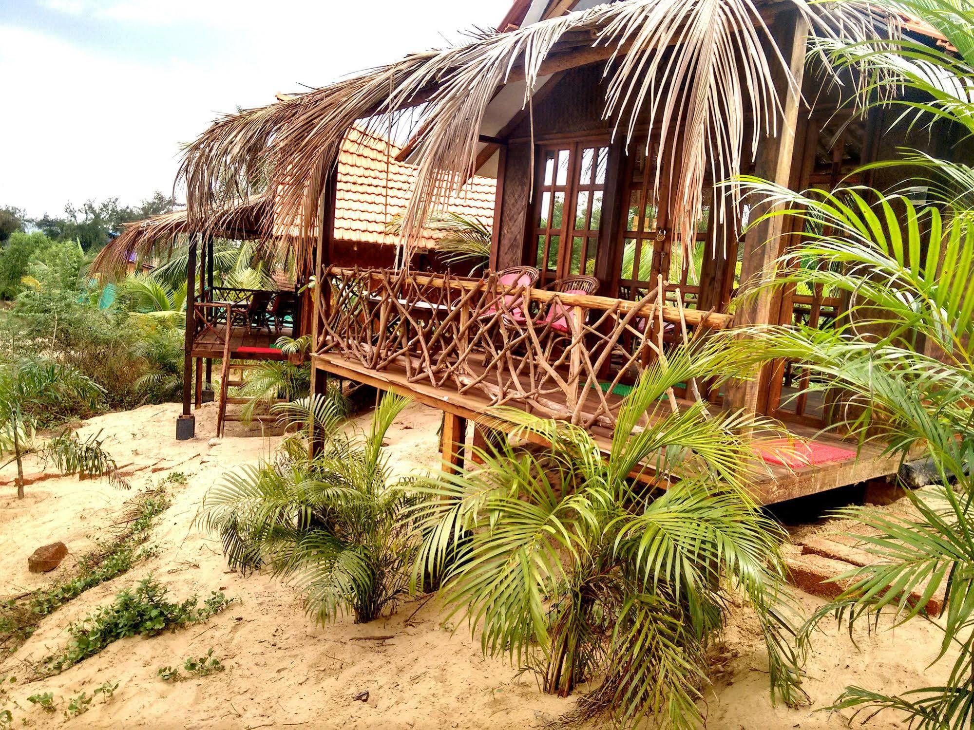 Little India Beach Cottages Бага Екстер'єр фото